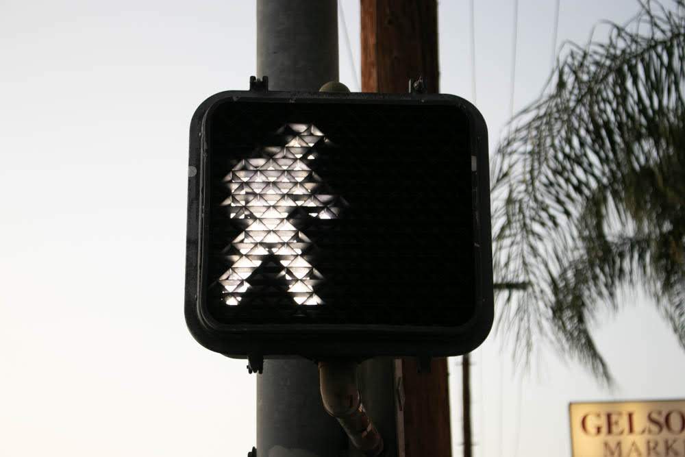 Albuquerque, NM – One Killed, One Hurt in Pedestrian Crash at San Mateo Blvd & Central Ave