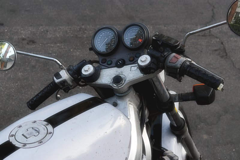 Albuquerque, NM – Motorcyclist Seriously Hurt in Crash at 47th St & Central Ave