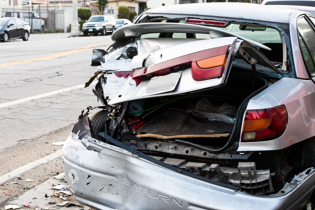 Albuquerque, NM – Auto Wreck with Injuries Reported on Pine St SE