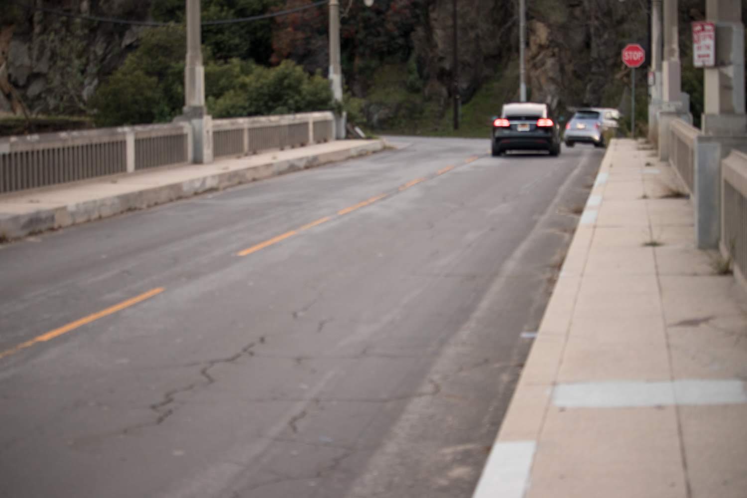 Albuquerque, NM – Two-Car Crash with Injuries at Louisiana & Menaul Blvd