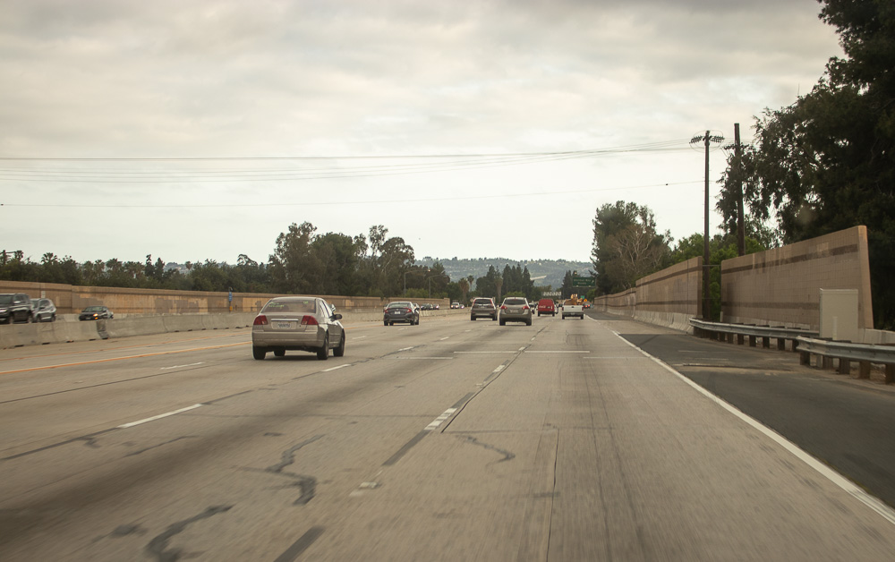 Albuquerque, NM – Victims Injured in Collision on Bridge Blvd near Coors Blvd
