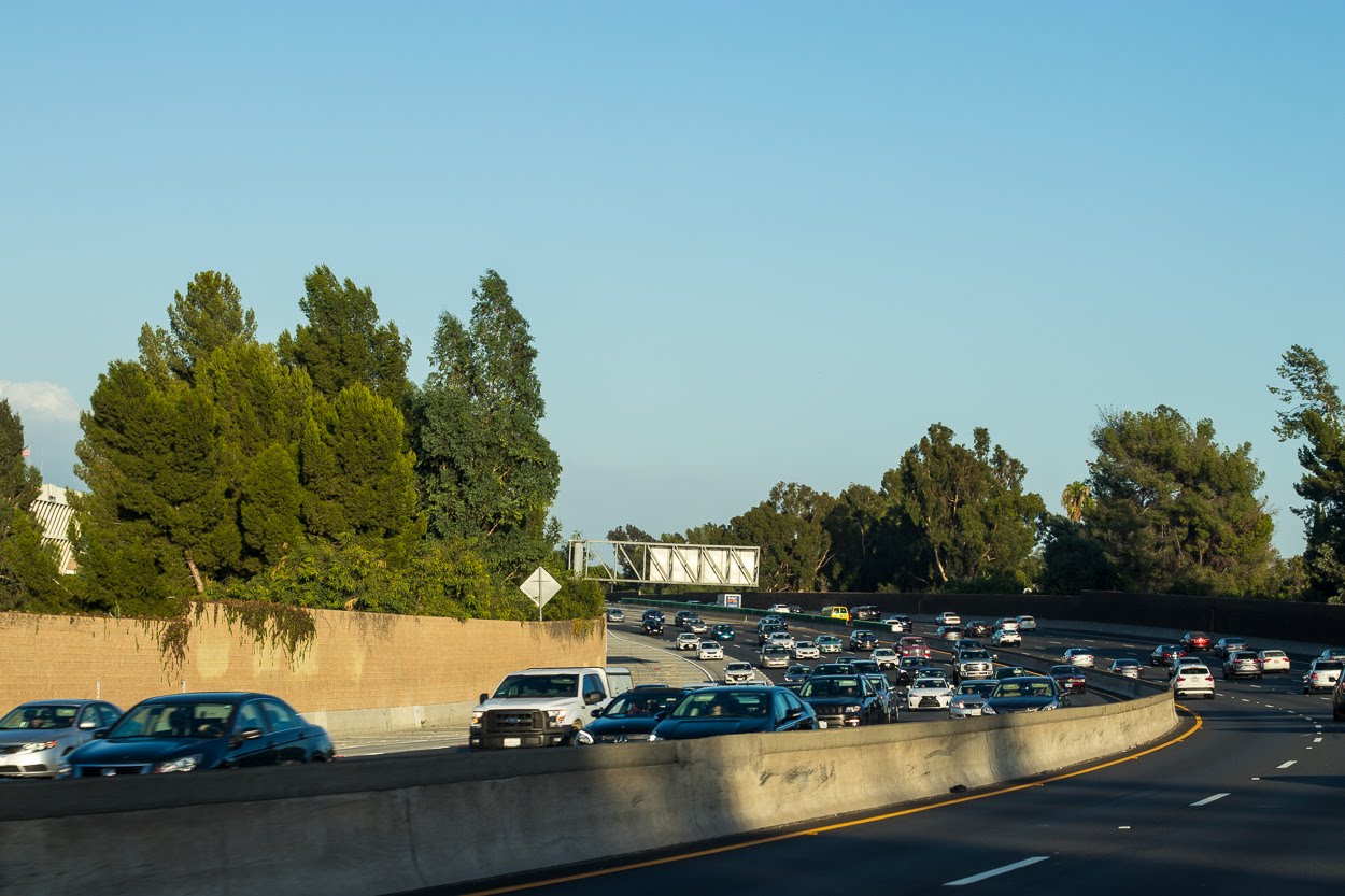 Albuquerque, NM – Injuries Result from Collision on Lomas Blvd near Juan Tabo NE