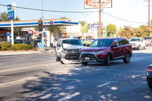 Albuquerque, NM - Collision on Candelaria Rd Results in Injuries