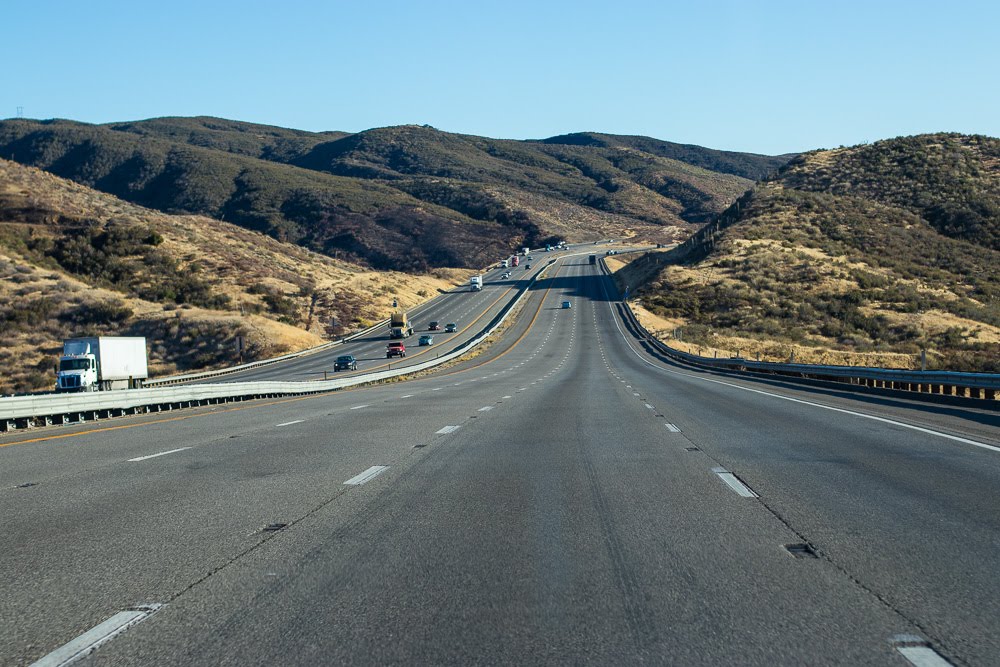 Albuquerque, NM – Auto Accident on Lomas Blvd NE Ends in Injuries