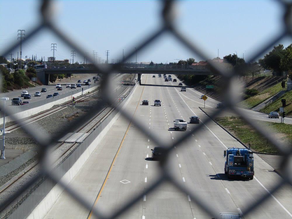 Albuquerque, NM – Car Accident Reported on 98th St SW