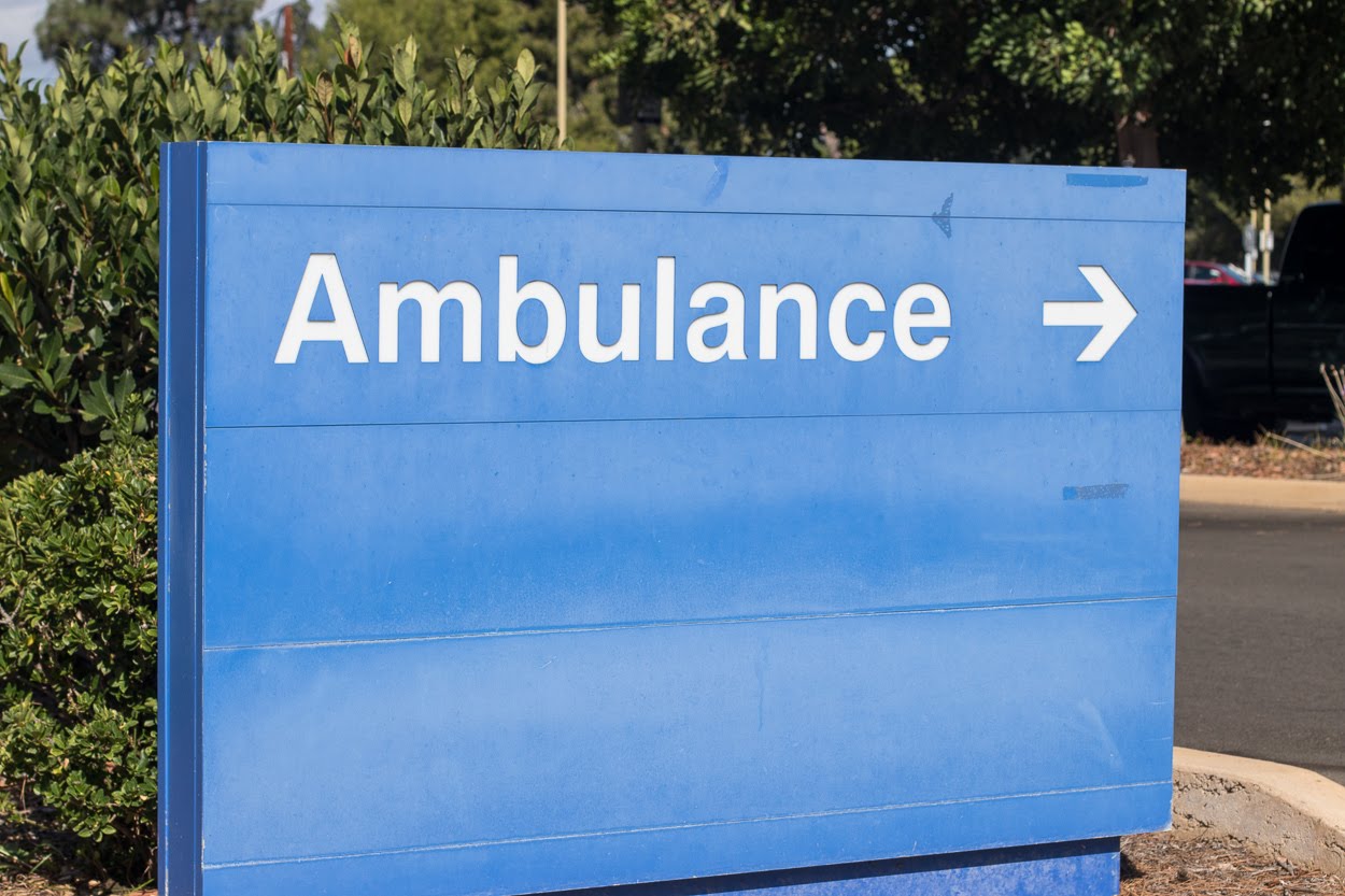 Albuquerque, NM – Serious Injuries in Car Wreck at I-40 & Coors Blvd