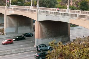 Albuquerque, NM - Central Ave & Eubank Blvd Crash Causes Injury