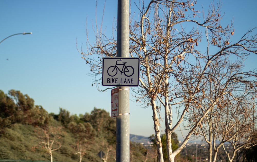 Albuquerque, NM – Bicyclist Critically Hurt in Candelaria Rd. Crash
