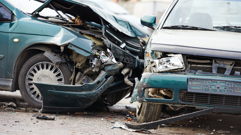 Rio Rancho, NM – Injuries Reported in 2-Car Crash on Paseo Del Volcan NE
