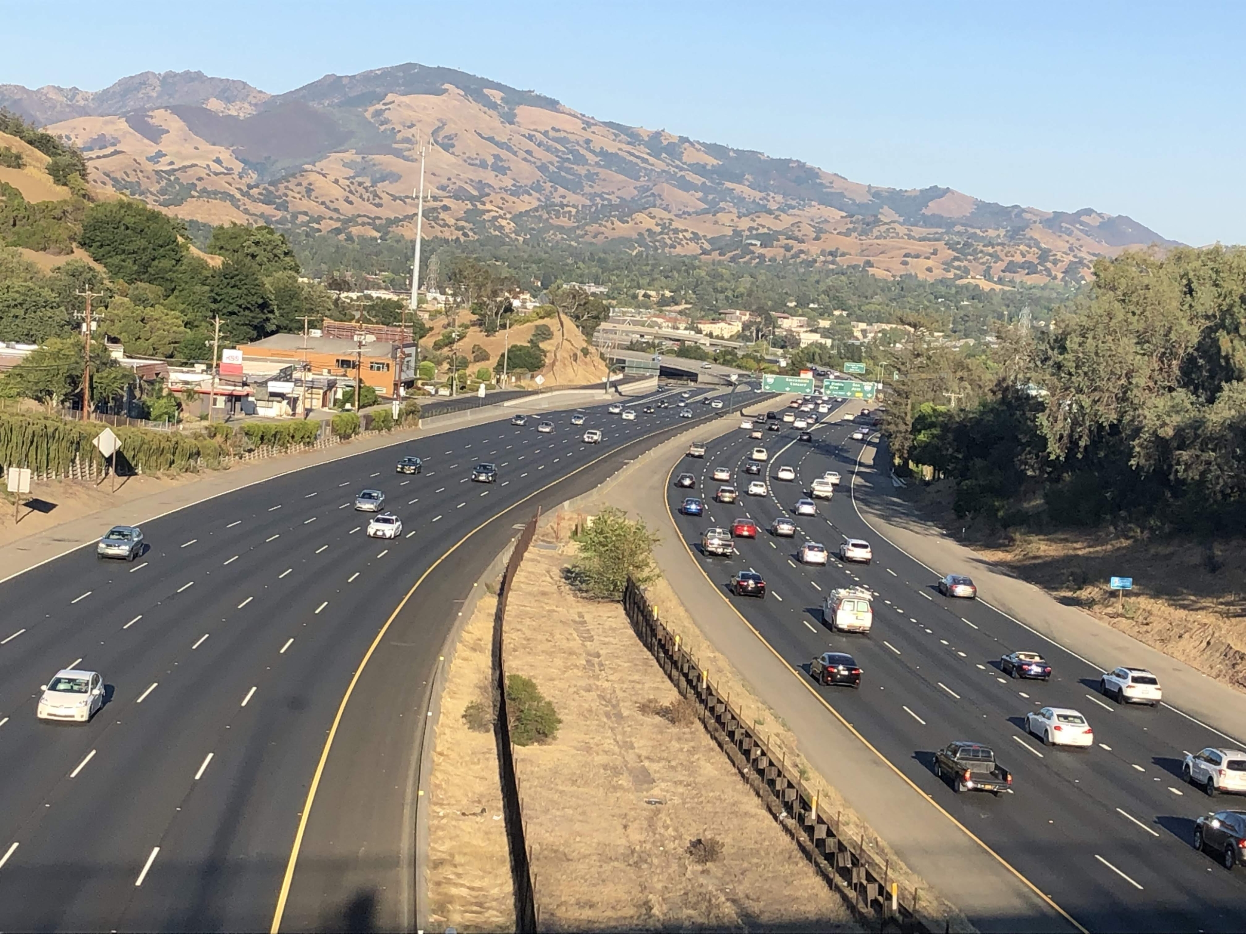 Albuquerque, NM – First Responders Called to Injury Crash on Cibola Loop NW