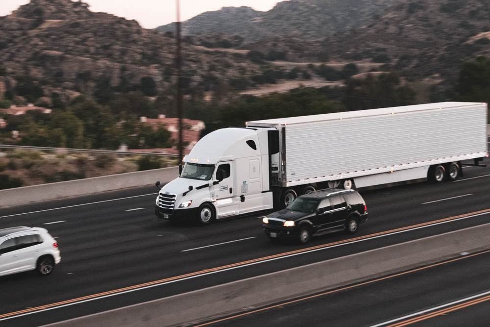 Albuquerque, NM – Car and Truck Crash Causes Injuries at I-25 N & Broadway Blvd SE